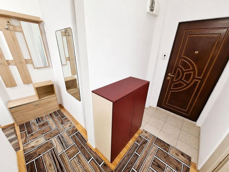 Apartament cu 2 camere decomandat în Zorilor
