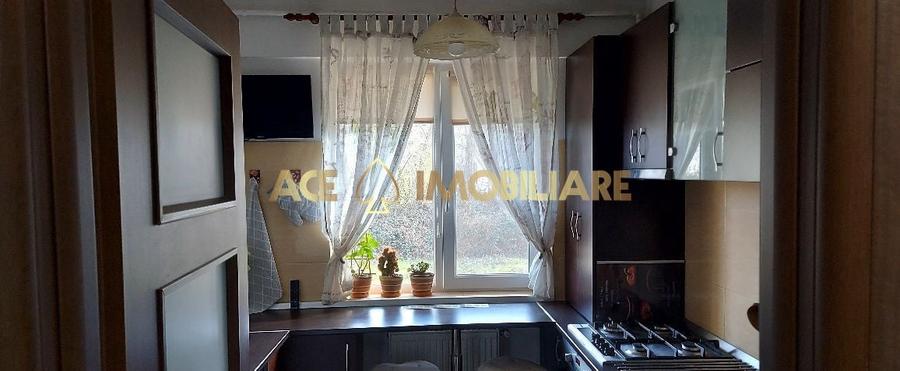 Apartament cu 2 camere semidecomandat, mobilat în Mihai Bravu