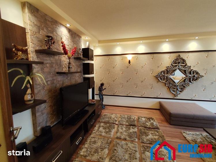 Apartament cu 3 camere în Calea Poplăcii