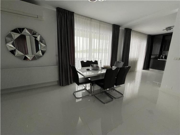 Casă individuală cu 6 camere cu Piscina în Dealuri Oradea