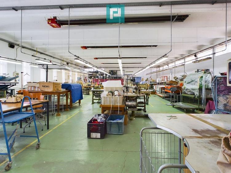Spațiu industrial, de 445 mp, în Aradul Nou