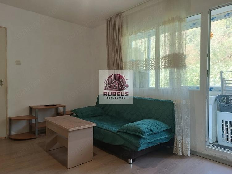 Apartament cu 2 camere nedecomandat în Central