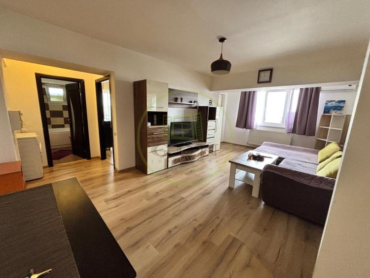 Apartament cu 2 camere semidecomandat, mobilat în Craiovița Nouă