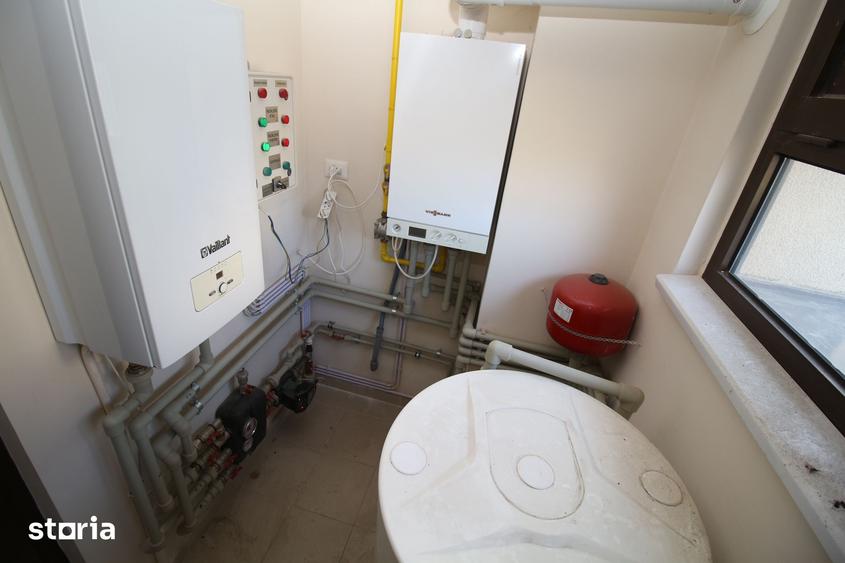 Casă cu 5 camere cu Teren 500 Mp în Cernica