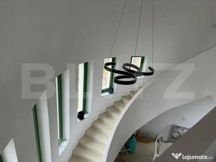 Casă cu 3 camere cu Teren 450 Mp în Central