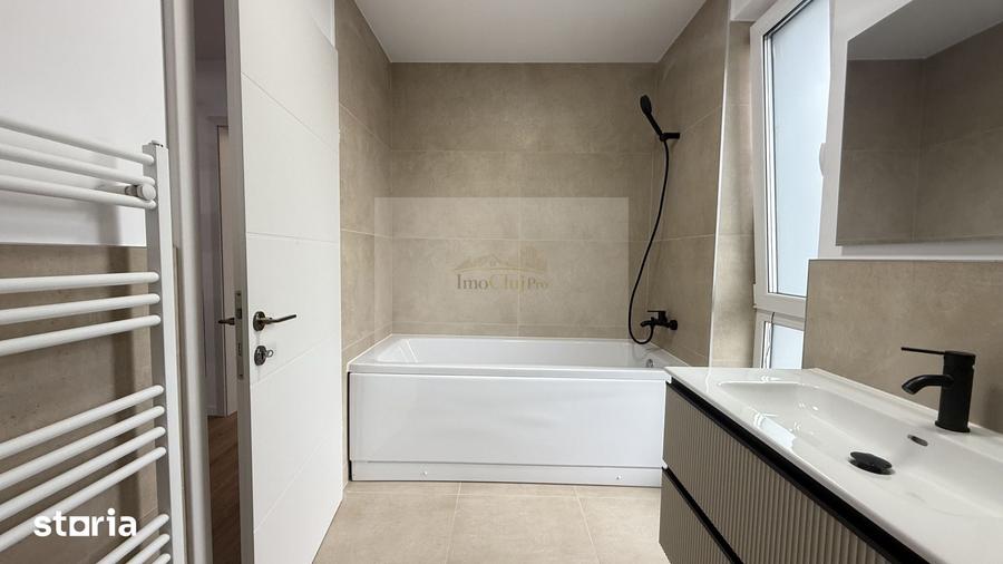 Casă cu 4 camere cu Teren 220 Mp în Iris