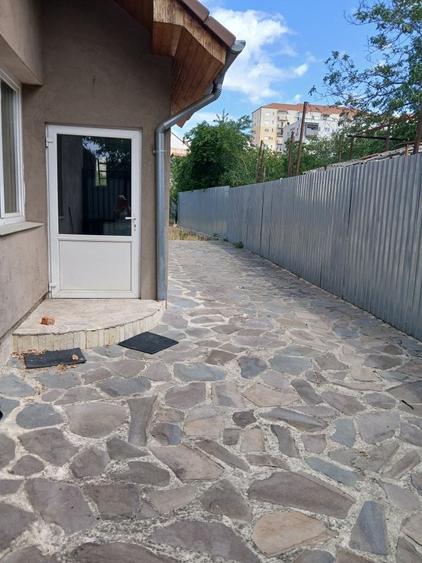 Apartament cu 2 camere decomandat în Iosia