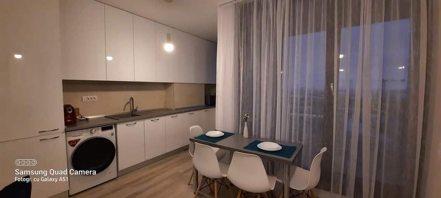 Apartament cu 2 camere decomandat, mobilat în Take Ionescu