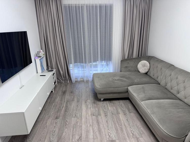 Apartament cu 2 camere decomandat în Dobroești