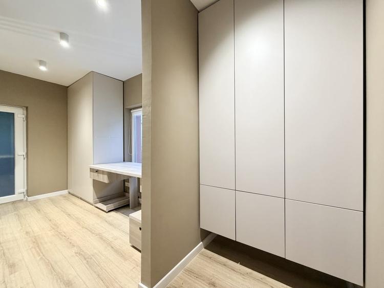 Apartament cu 2 camere semidecomandat, mobilat în Zorilor