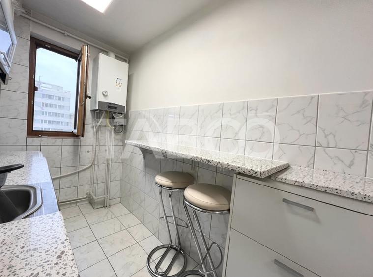 Apartament cu 2 camere semidecomandat, mobilat în Gheorgheni