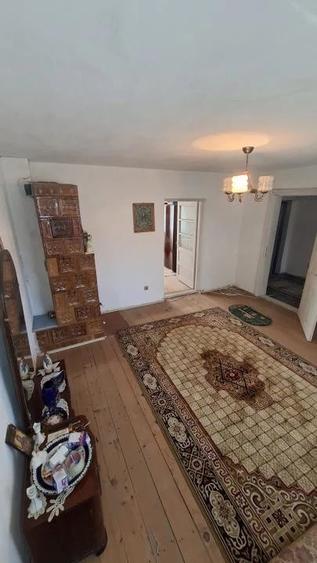 Casă cu 4 camere cu Teren 2047 Mp în Băbana