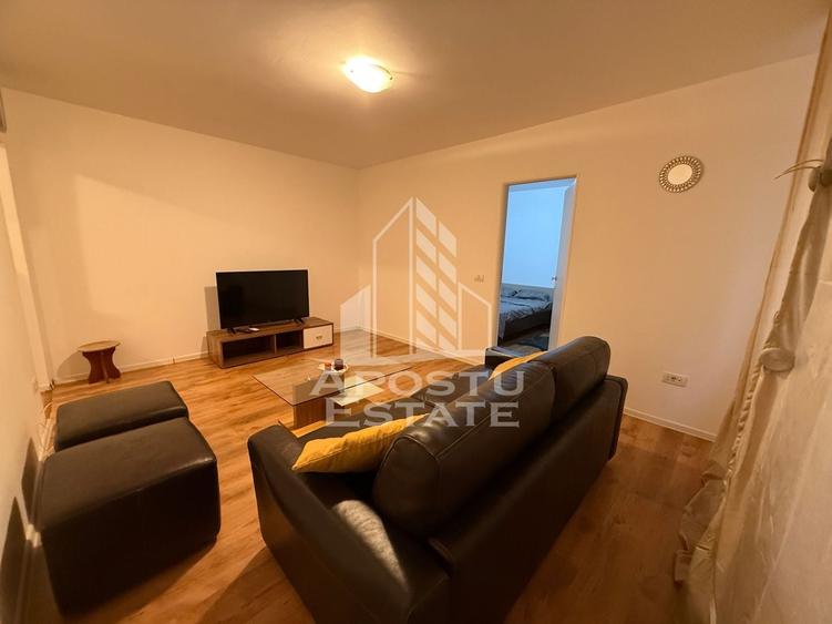 Apartament cu 2 camere semidecomandat, mobilat în Dacia