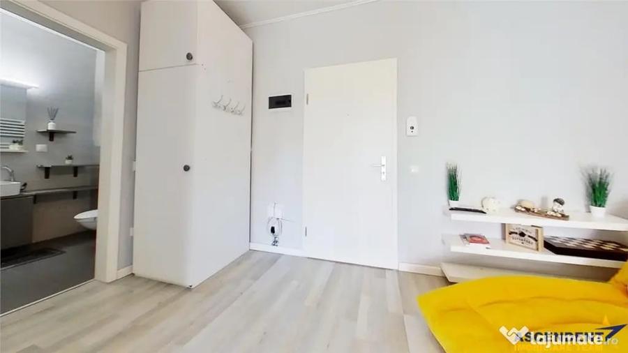 Apartament cu 2 camere decomandat în Avantgarden