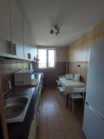 Apartament cu 2 camere semidecomandat în Iancului