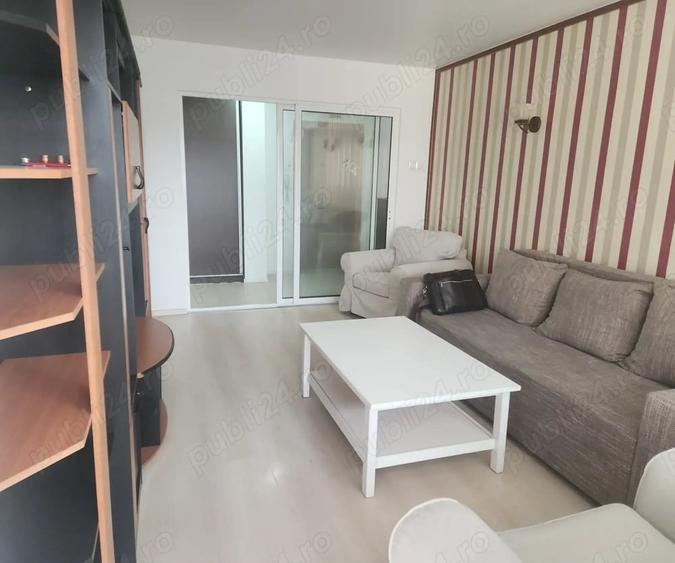 Apartament cu 3 camere decomandat, mobilat în Drumul Taberei