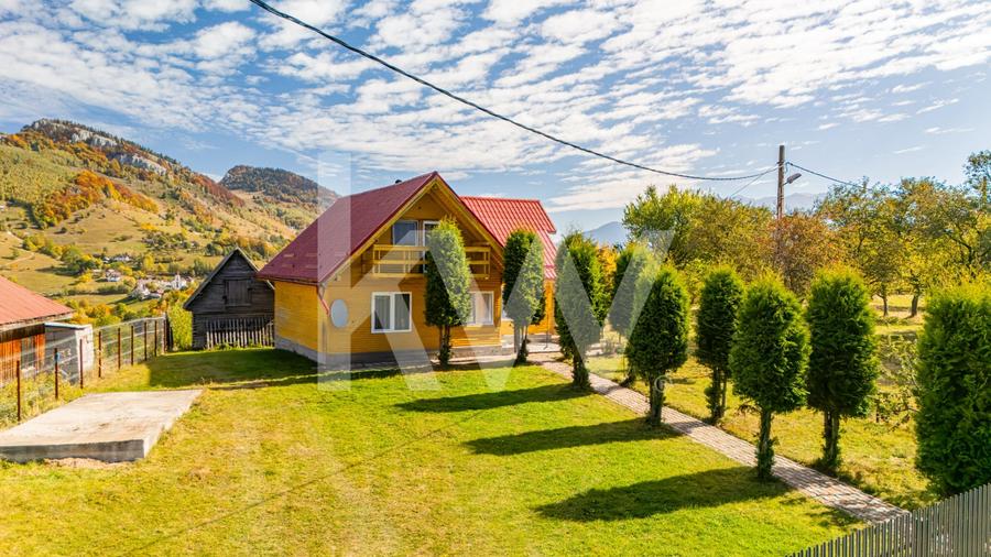 Casă individuală cu 4 camere cu Teren 1045 Mp în Măgura