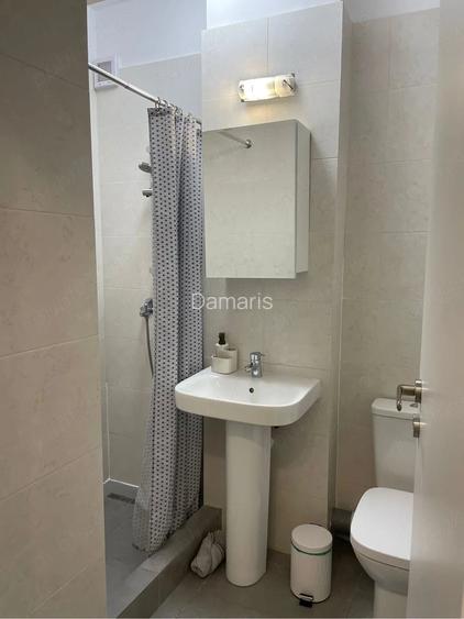 apartament 3 camere de inchiriat