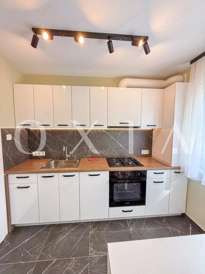Apartament cu 3 camere semidecomandat în Circumvalațiunii