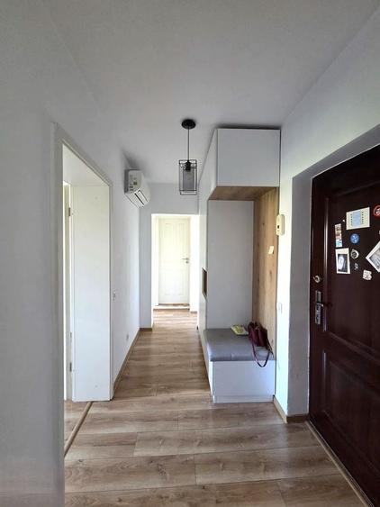 Apartament cu 2 camere decomandat, mobilat în Vitan Mall