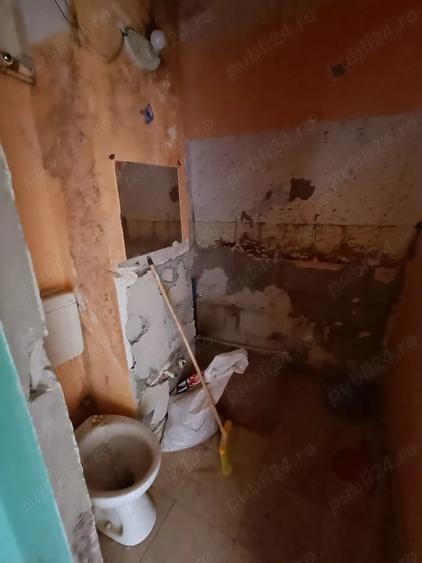 Garsonieră semidecomandată în Gară