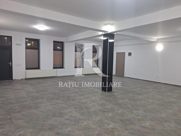 Spațiu comercial, de 120 mp, în Decebal