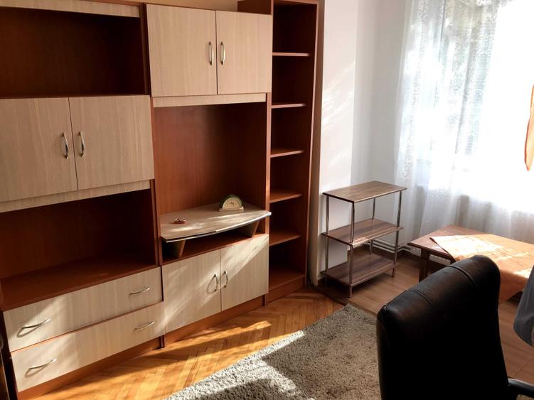 Apartament cu 2 camere semidecomandat în Dosu Bricii