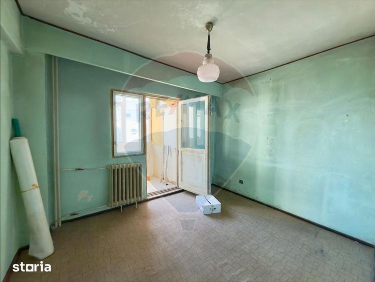 Apartament cu 2 camere decomandat în Faleză
