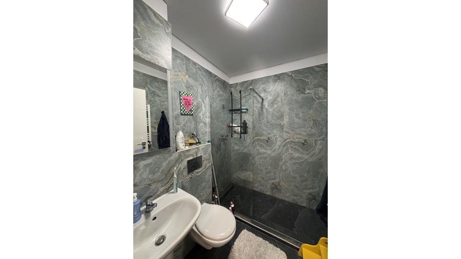 Apartament cu 4 camere semidecomandat, mobilat în Parcul Carol