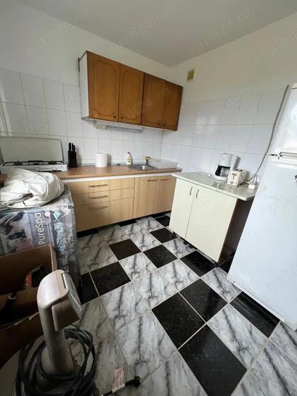 Casă cu 6 camere cu Teren 233 Mp în Central