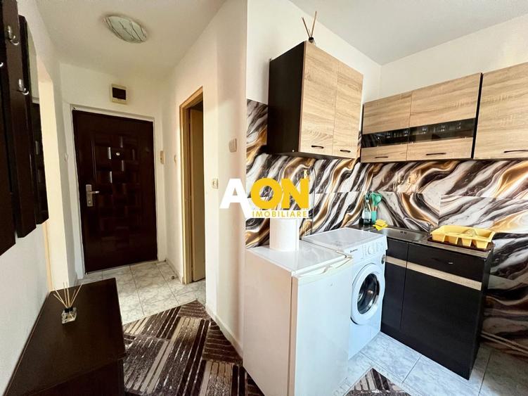 Apartament cu 2 camere decomandat, mobilat în Cetate