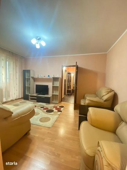 Apartament cu 2 camere semidecomandat, mobilat în Craiovei