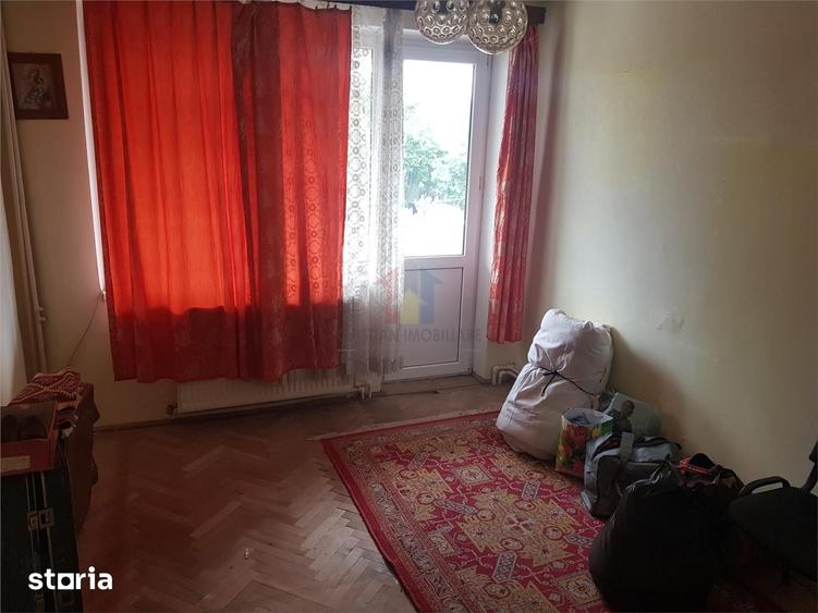 Apartament cu 2 camere semidecomandat în Hipodrom