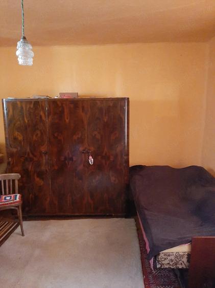 Casă cu 3 camere cu Teren 2083 Mp în Vălcani