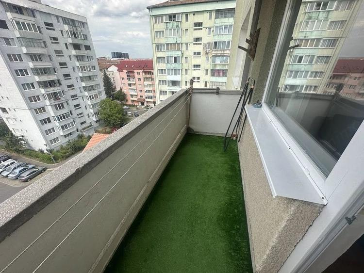 Apartament cu 2 camere semidecomandat în Mihai Viteazul