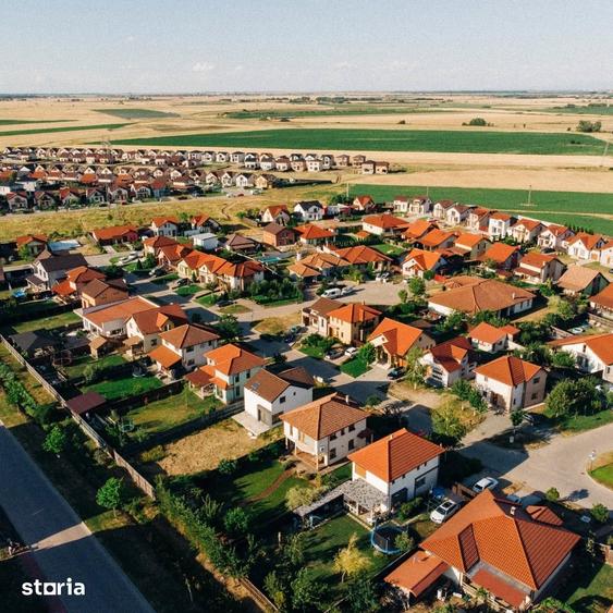 Teren de 444 mp, în Central