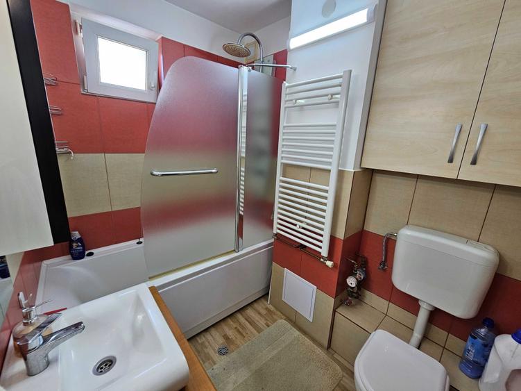 Apartament 3 camere, 2 bai, zona Iosia - 7