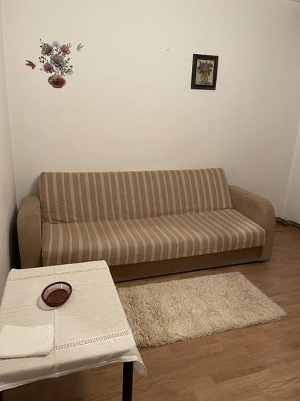 Apartament cu 2 camere decomandat în Exterior Vest