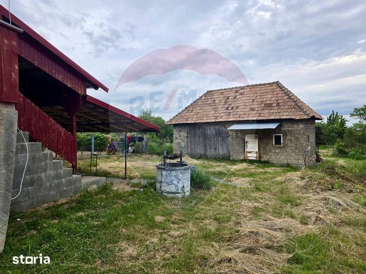 Casă cu 3 camere cu Teren 1550 Mp în Tureni