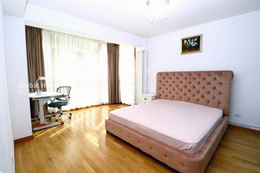 Apartament cu 3 camere decomandat în Arcul de Triumf