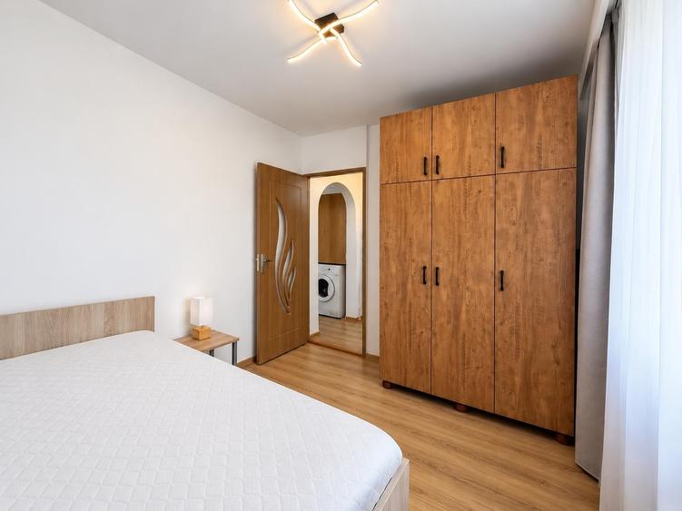 Apartament cu 3 camere decomandat, mobilat în Dristor