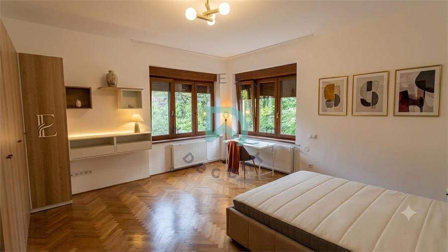 Apartament cu 2 camere semidecomandat, mobilat în Sub Arini