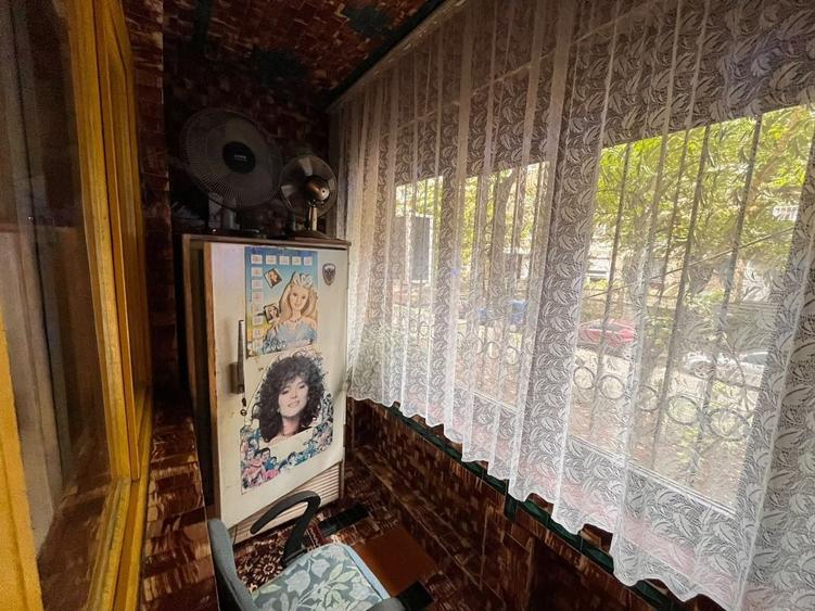 Apartament cu 3 camere decomandat, mobilat în Tineretului