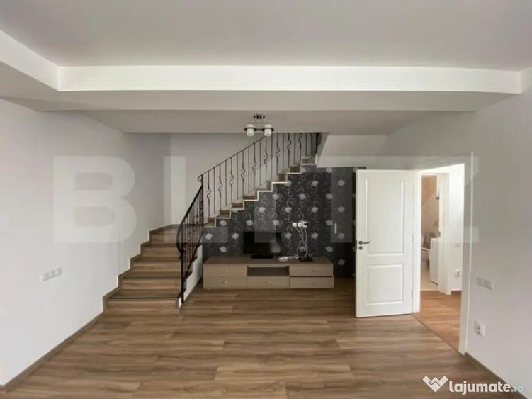 Casă cu 4 camere cu Teren 250 Mp în Central