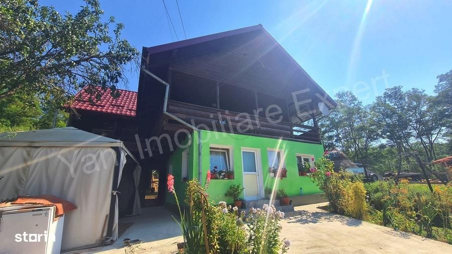 Casă cu 4 camere în Vernești