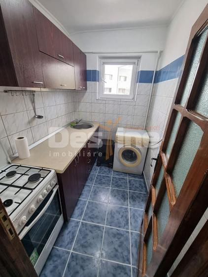 Apartament cu 2 camere decomandat, mobilat în Tudor Vladimirescu