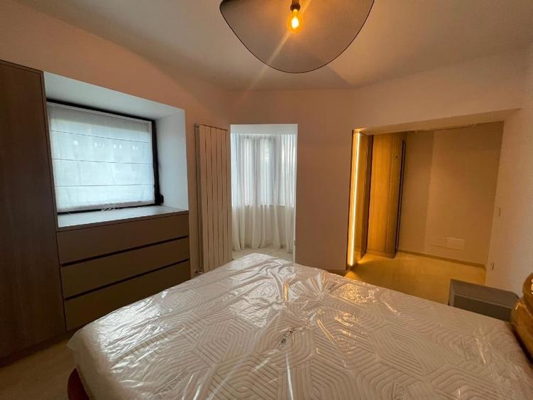 Apartament cu 2 camere semidecomandat, mobilat în Calea Plevnei