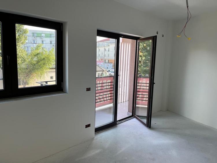 Garsonieră decomandată în Bucureștii Noi