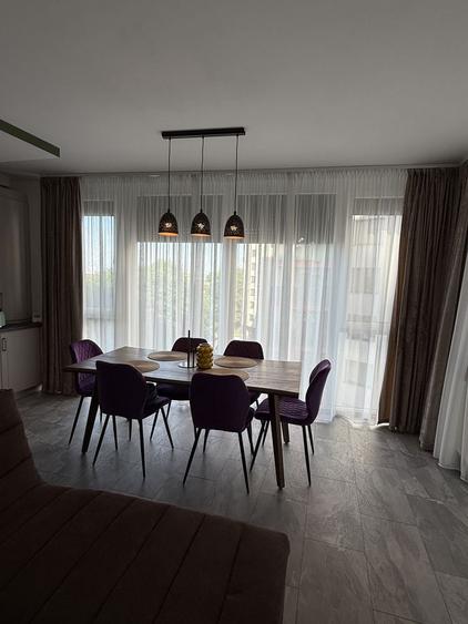 Apartament cu 2 camere decomandat în Intim