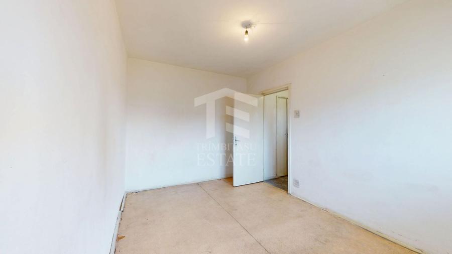 Apartament cu 2 camere semidecomandat în Basarabia